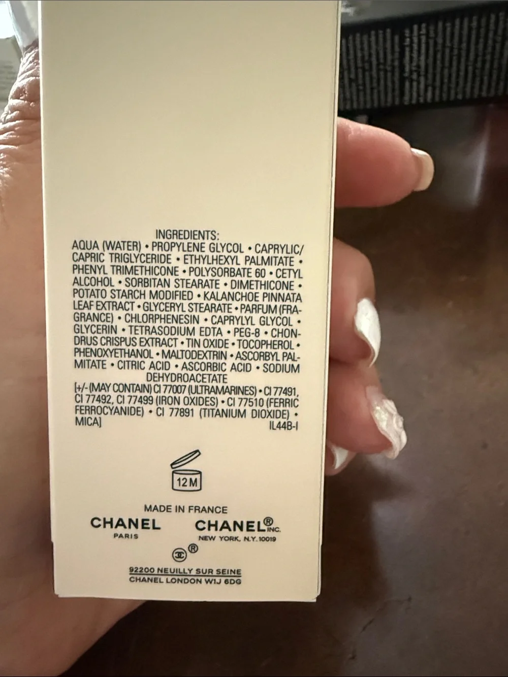 CHANEL Les Beiges Sheer Healthy Glow Highlighting Fluid - Sun-kissed